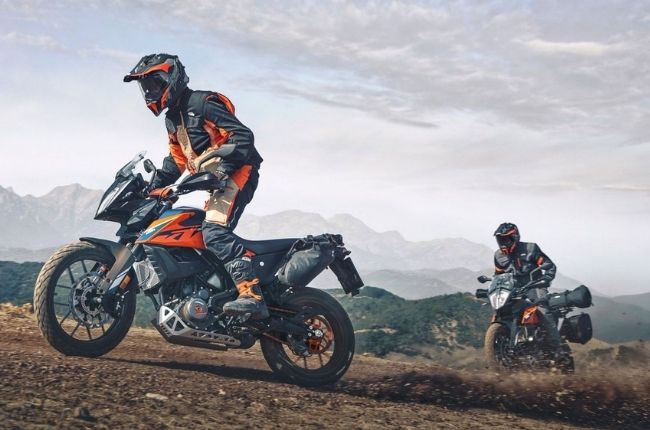 2021 ktm adventure bikes