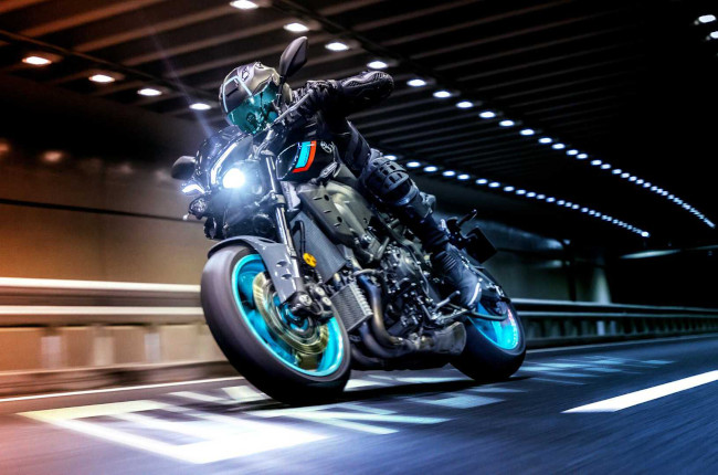 Feast Your Eyes On The 22 Yamaha Mt 10 Motodeal