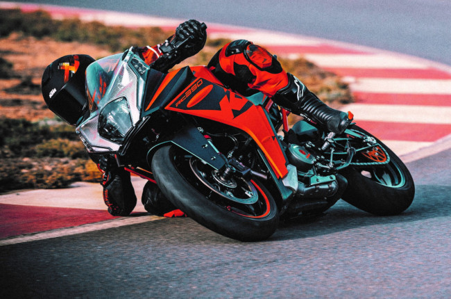 2022 KTM RC 390 ready to launch in India in March with adjustable ...